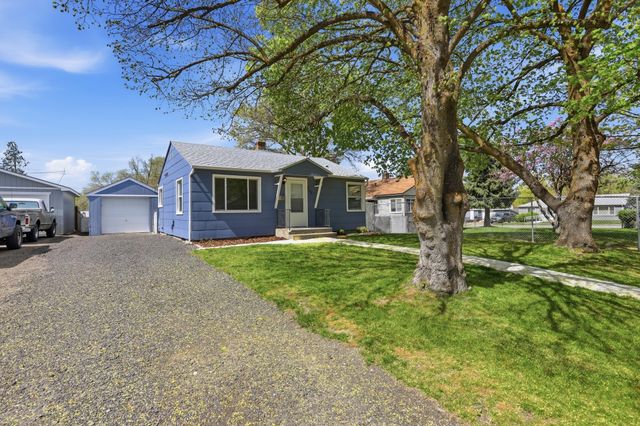 5729 N Lindeke St, Spokane, WA 99205