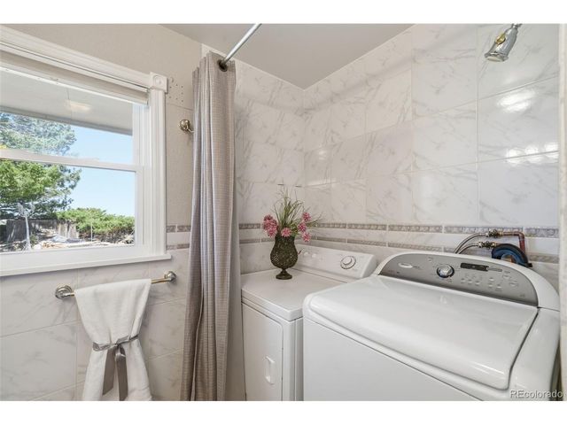 42593 London Dr, Parker, CO 80138
