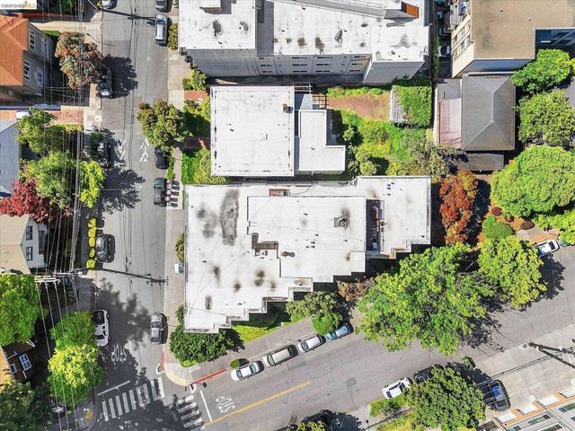469 Van Buren Ave, Oakland, CA 94610
