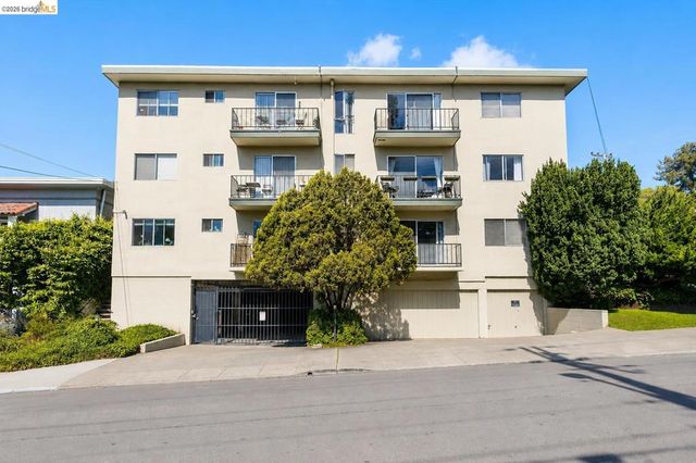 469 Van Buren Ave, Oakland, CA 94610