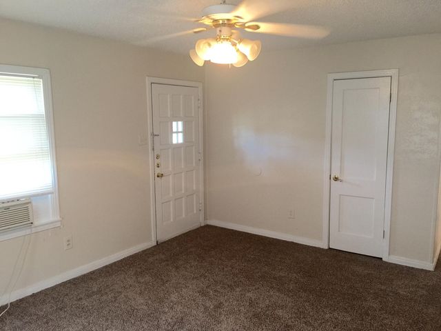 4607 32nd Street, Lubbock, TX 79410