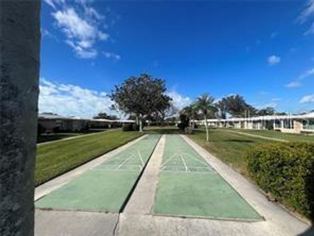 3276 BRUNSWICK LANE 705, Sarasota, FL 34239