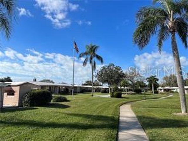 3276 BRUNSWICK LANE 705, Sarasota, FL 34239