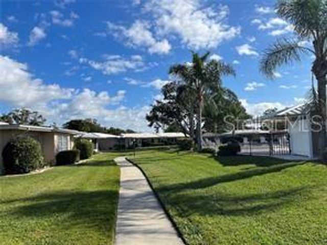 3276 BRUNSWICK LANE 705, Sarasota, FL 34239