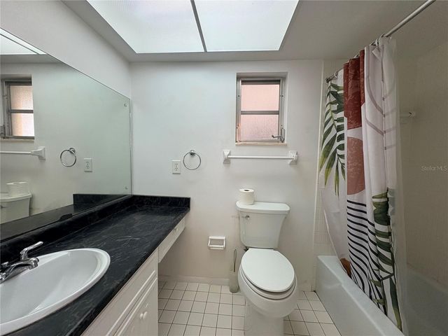 3276 BRUNSWICK LANE 705, Sarasota, FL 34239