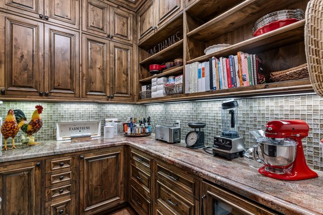 61644 Tam McArthur Loop, Bend, OR 97702