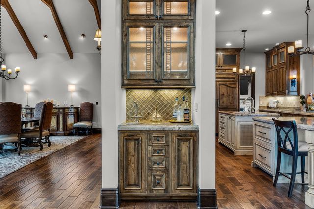 61644 Tam McArthur Loop, Bend, OR 97702