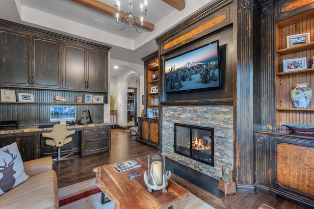 61644 Tam McArthur Loop, Bend, OR 97702