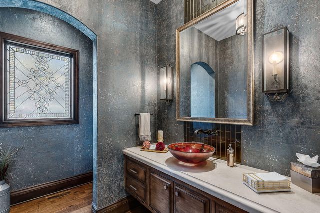 61644 Tam McArthur Loop, Bend, OR 97702