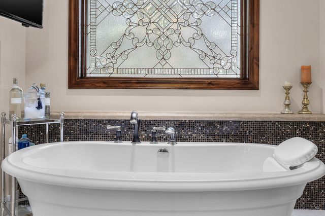 61644 Tam McArthur Loop, Bend, OR 97702