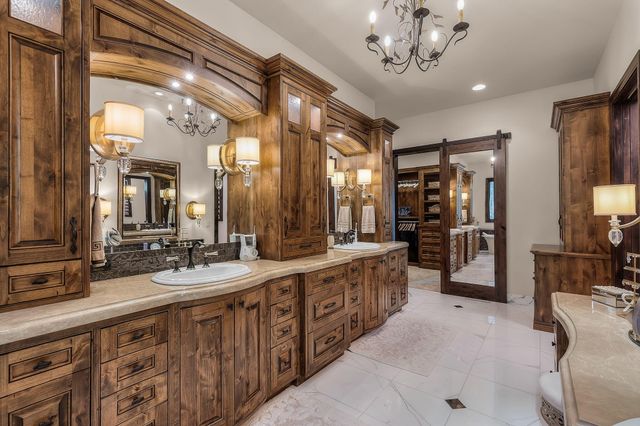 61644 Tam McArthur Loop, Bend, OR 97702