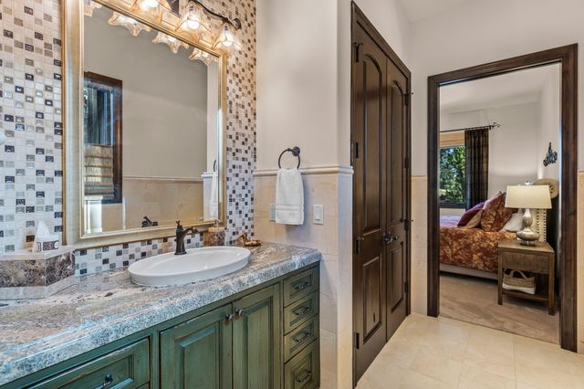 61644 Tam McArthur Loop, Bend, OR 97702