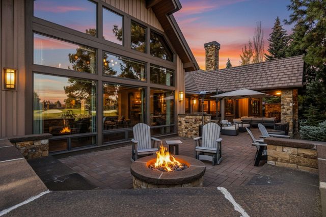 61644 Tam McArthur Loop, Bend, OR 97702