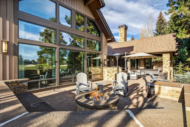 61644 Tam McArthur Loop, Bend, OR 97702