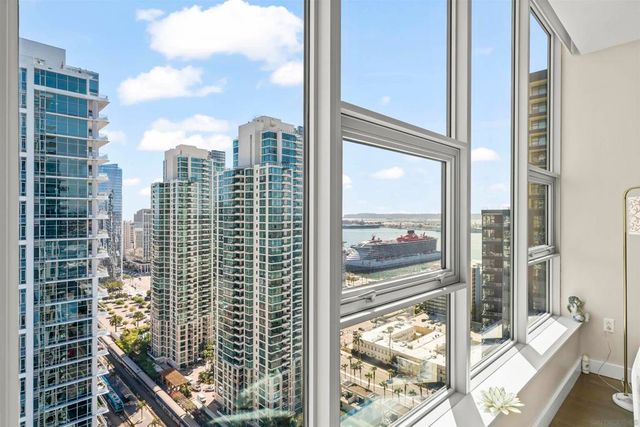 1388 Kettner 2706, San Diego, CA 92101