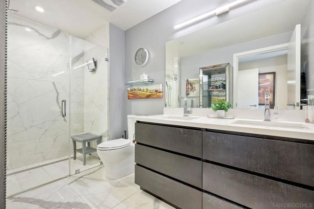 1388 Kettner 2706, San Diego, CA 92101