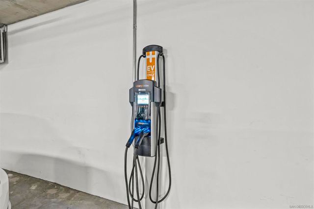 1388 Kettner 2706, San Diego, CA 92101