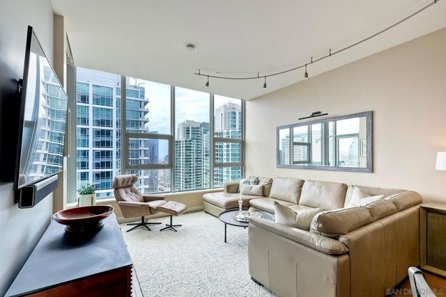 1388 Kettner 2706, San Diego, CA 92101