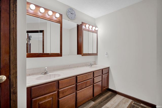 95 Bartlettsville Road, Bedford, IN 47421
