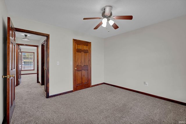 95 Bartlettsville Road, Bedford, IN 47421