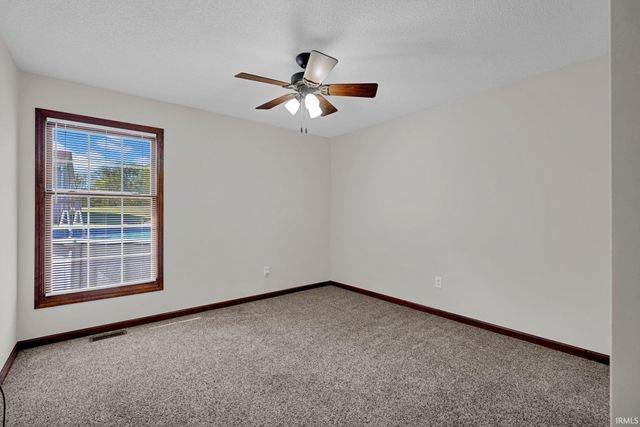 95 Bartlettsville Road, Bedford, IN 47421