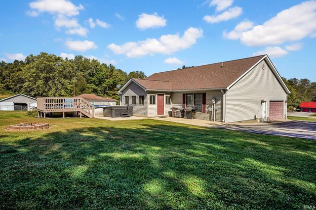 95 Bartlettsville Road, Bedford, IN 47421