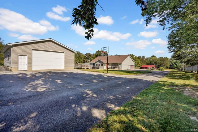 95 Bartlettsville Road, Bedford, IN 47421