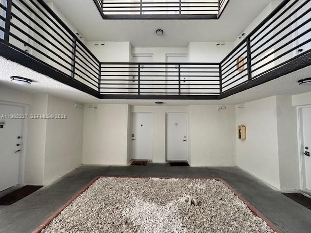 9715 Fontainebleau Blvd E103, Miami, FL 33172