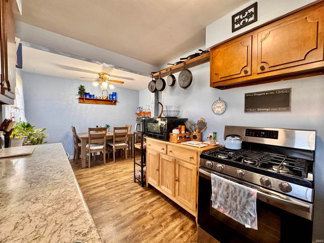 901 S Market Street, Winamac, IN 46996