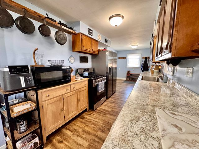 901 S Market Street, Winamac, IN 46996