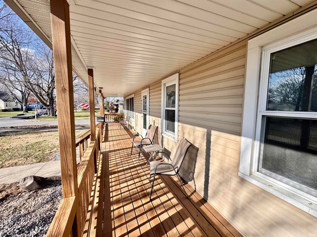 901 S Market Street, Winamac, IN 46996