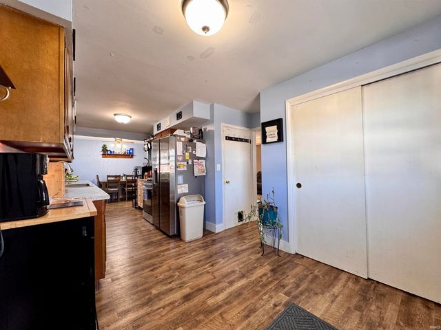 901 S Market Street, Winamac, IN 46996