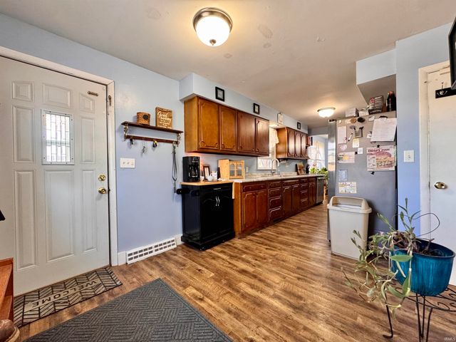 901 S Market Street, Winamac, IN 46996