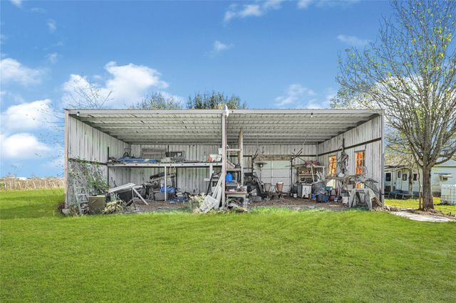 1207 County Road 615, Dayton, TX 77535