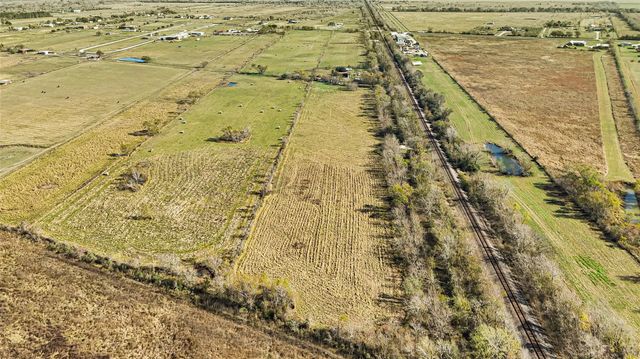 1207 County Road 615, Dayton, TX 77535