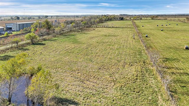 1207 County Road 615, Dayton, TX 77535