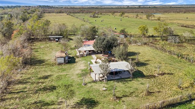 1207 County Road 615, Dayton, TX 77535