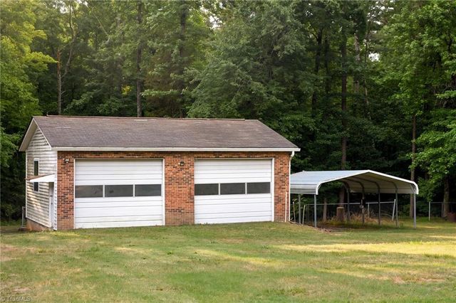 4226 Gumtree Road, Winston-salem, NC 27107