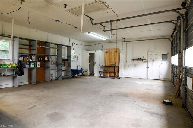 4226 Gumtree Road, Winston-salem, NC 27107
