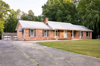 4226 Gumtree Road, Winston-salem, NC 27107