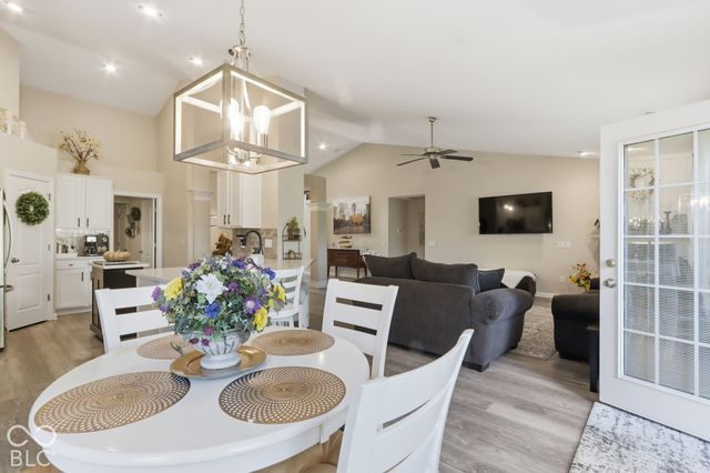 18931 Round Lake Road, Noblesville, IN 46060