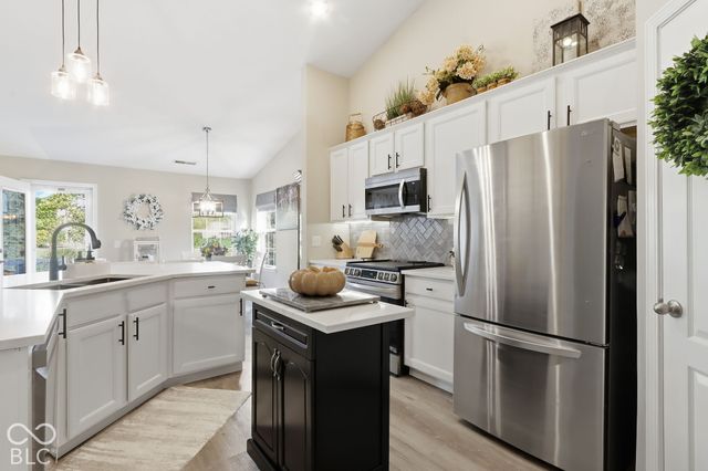 18931 Round Lake Road, Noblesville, IN 46060