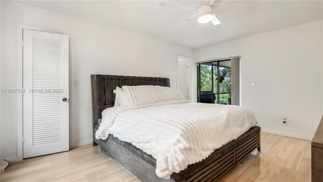 7101 NW 40th St, Coral Springs, FL 33065