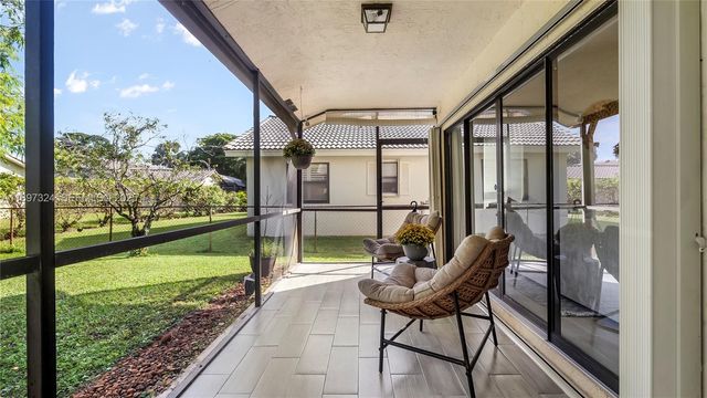 7101 NW 40th St, Coral Springs, FL 33065