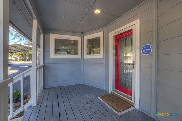 410 Jaylee, Canyon Lake, TX 78133