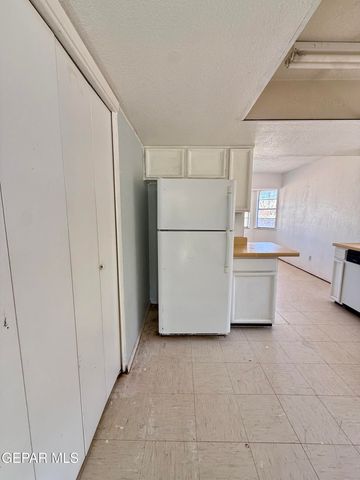 4713 G T POWERS Drive, El Paso, TX 79924