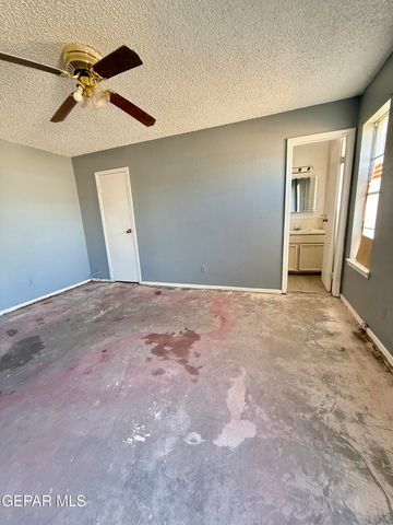 4713 G T POWERS Drive, El Paso, TX 79924