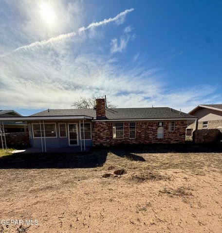 4713 G T POWERS Drive, El Paso, TX 79924