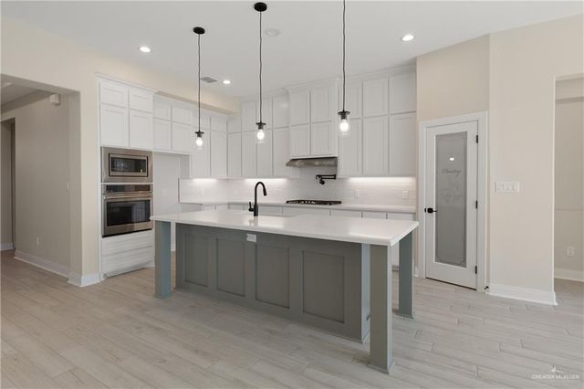 7015 Cypress Springs Drive, Mcallen, TX 78504