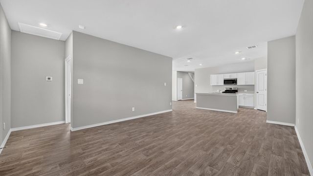 130 DAVIS Lane, Newark, TX 76071